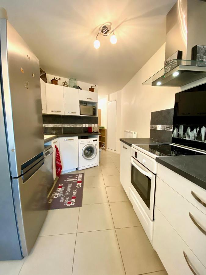 Le Neptune, Appartement Avec Parking Et Jardin Proche Universite Caen Bagian luar foto